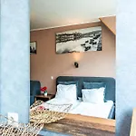 Apartment Stylish With Shared Rooftop Terrace And Jacuzzi Mk2 Budapest